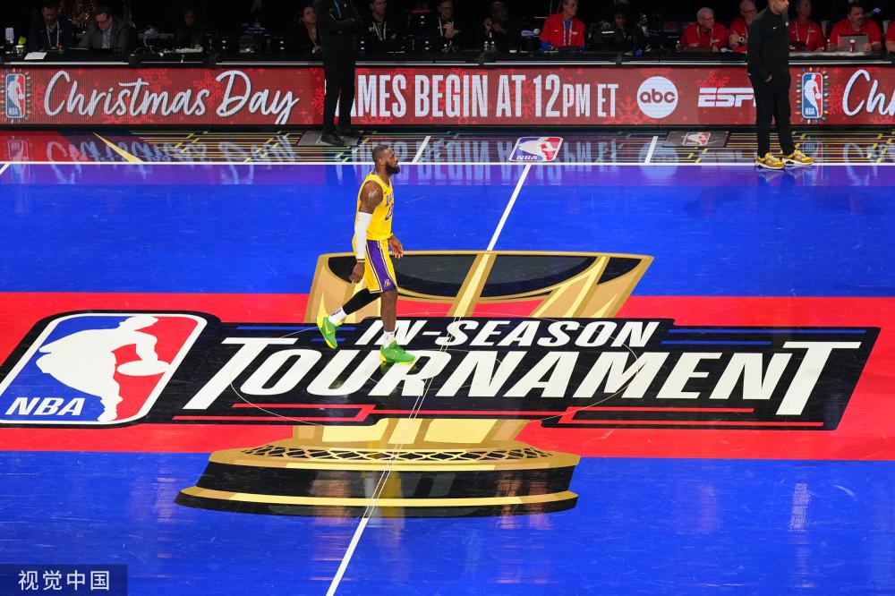 俱乐部和球 俱乐部和球