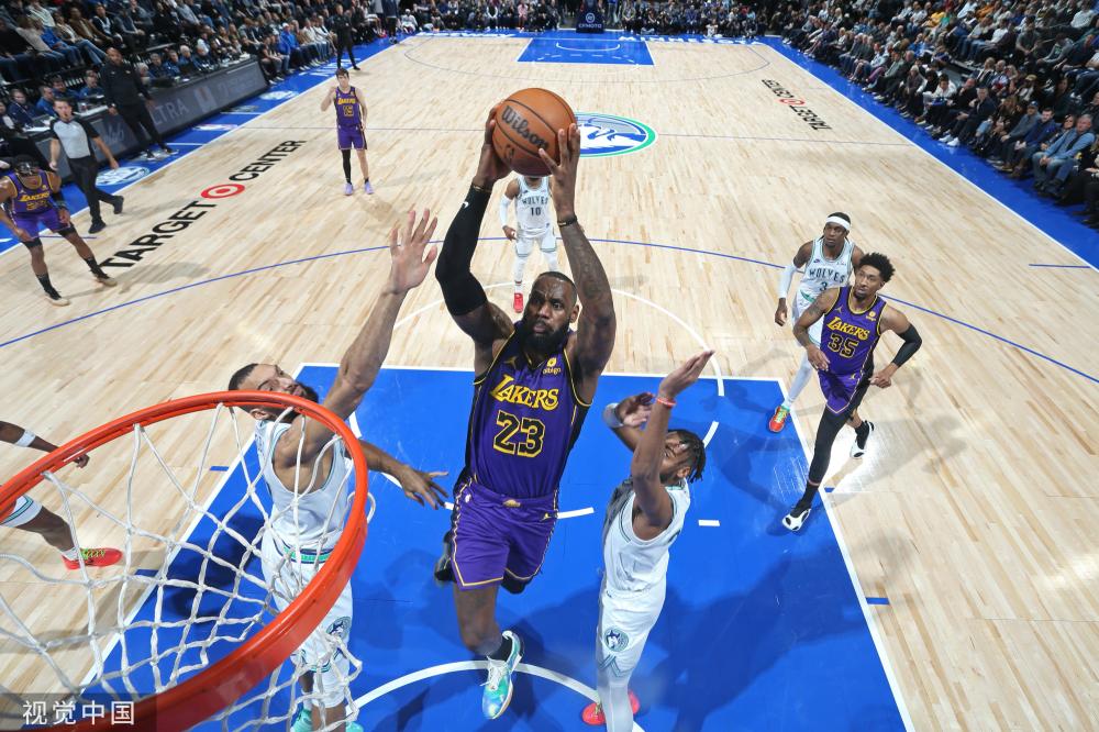 社交媒体在 社交媒体在